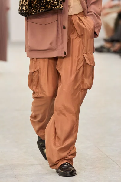 Look 8